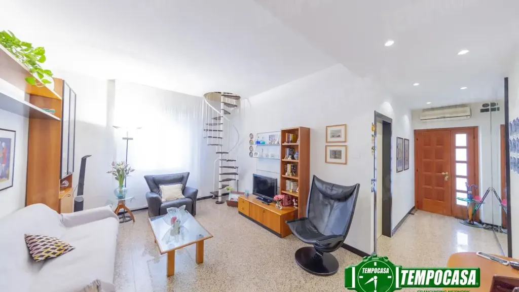 Séjour - Duplex Apartment with Terrace in Pavia