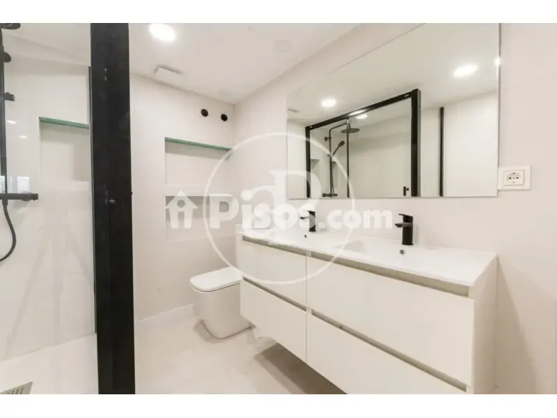 Bagni - Reformed Duplex with Pool in Arganzuela