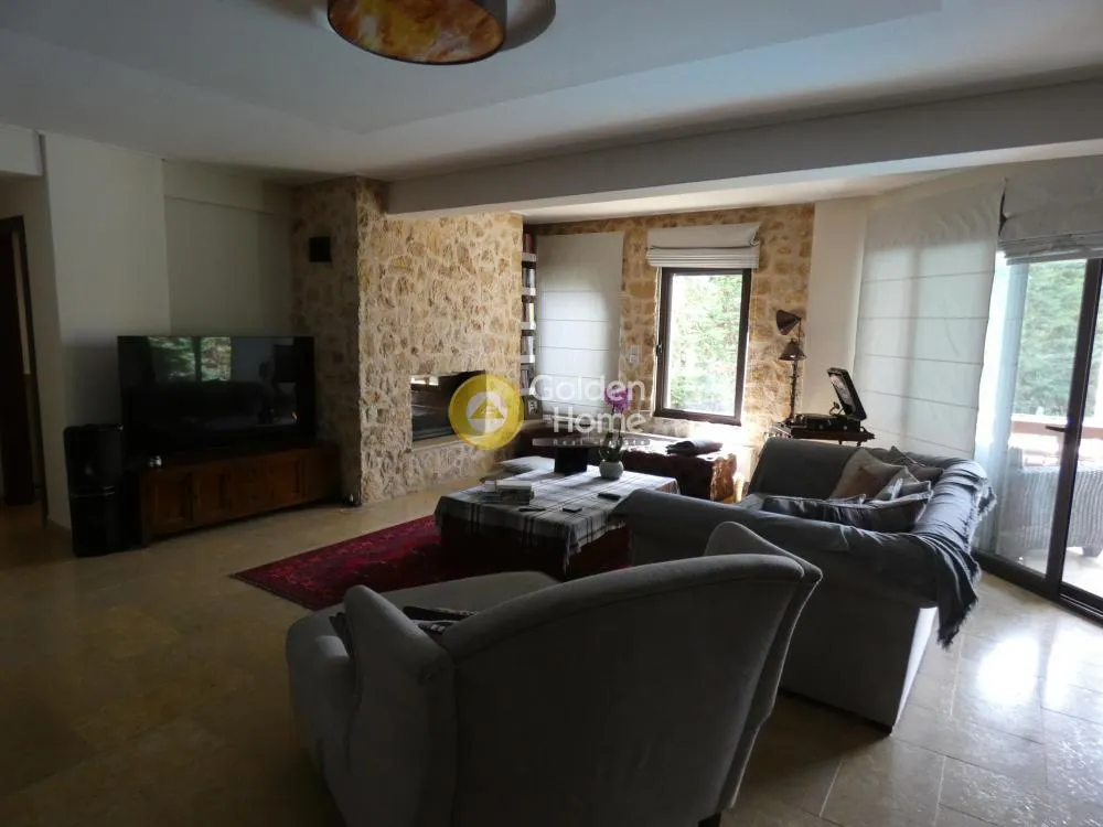 Elutuba - Modern Villa with Garden in Kapanthi