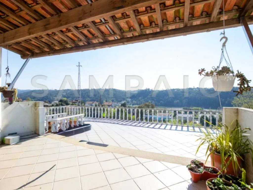 Terrass - Luxury House with River View in Gondomar