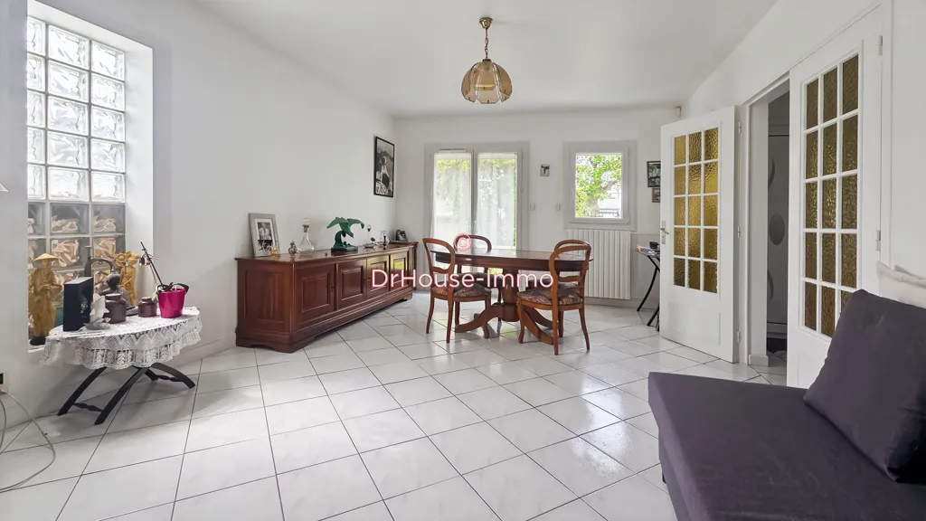Séjour - Maison Familiale avec Jacuzzi à Savigny-sur-Orge