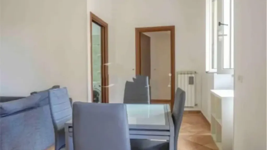 Salle à manger - Modernised Two-Bedroom Flat with Garden in Rome