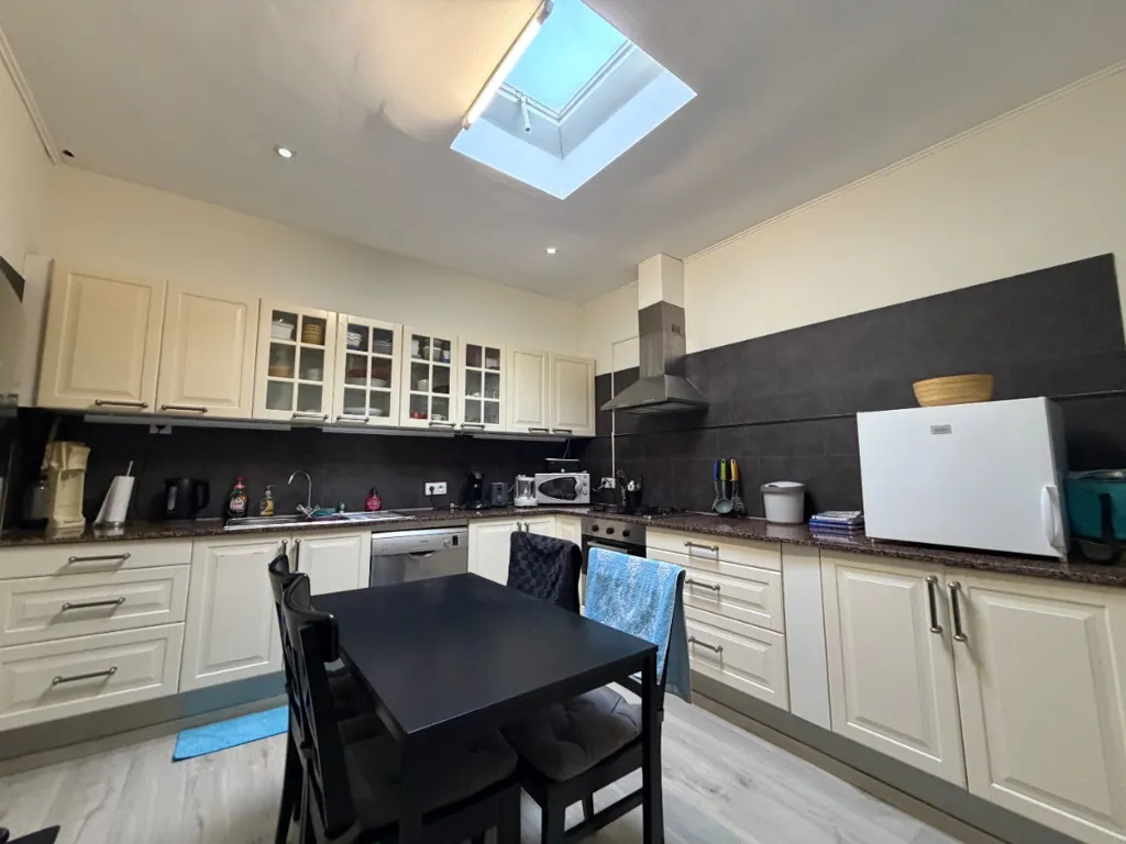 Cucina - Renovated Student Room in Shared House