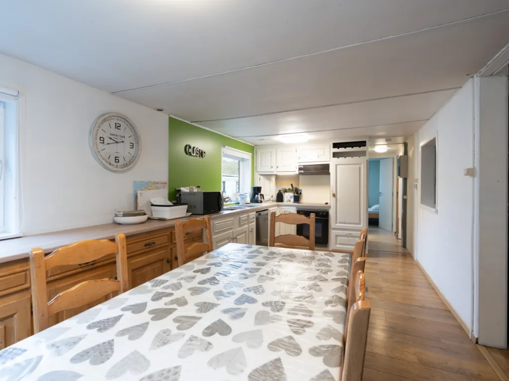 Salle à manger - Chalet de 2 Chambres sur un Grand Terrain à Neffe – Bastogne