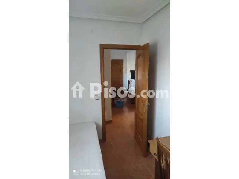 Magamistoad - Central Apartment with Balcony in Centre