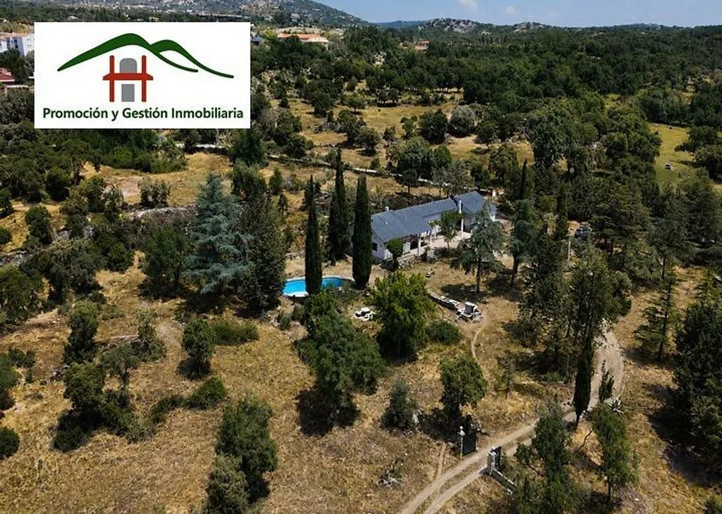Vue aérienne - Chalet with Pool and Terrace in Del Empedrado