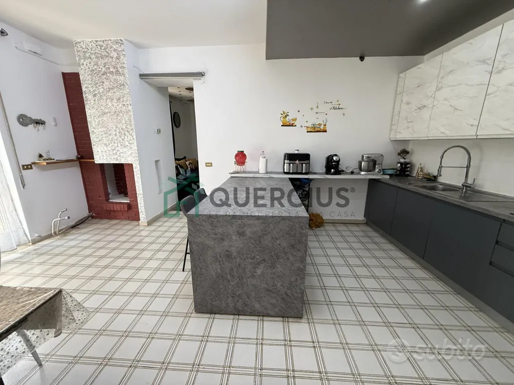 Cucina - Rear-Adjoining House with Balcony in Monteforte d'Alpone