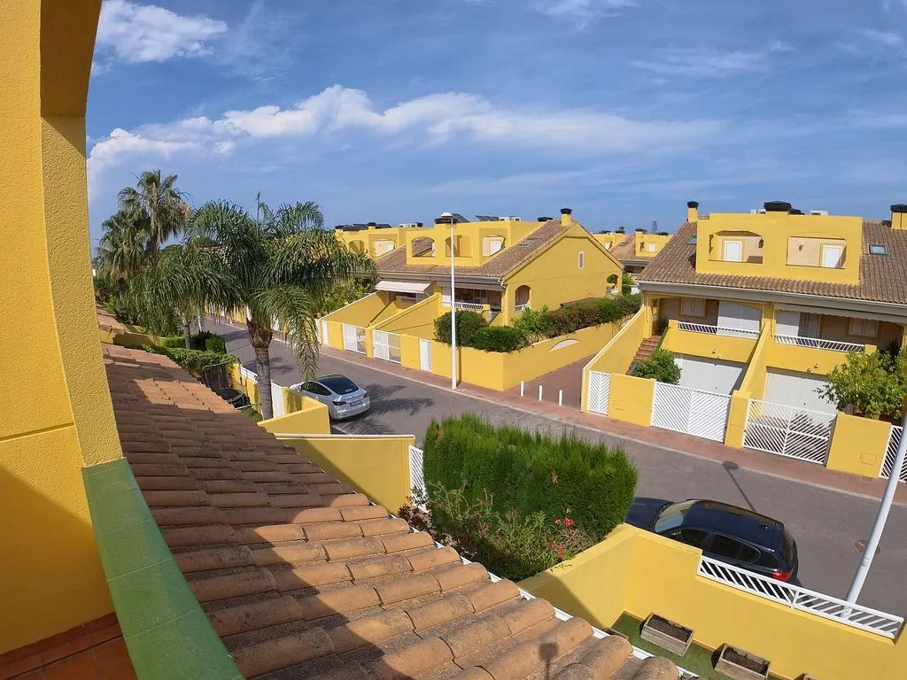 Balcon - Semi-detached House with Pool in Almardà