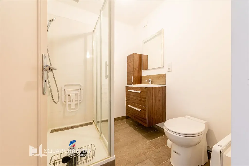 Vannitoad - Apartment with Balcony in Valenciennes