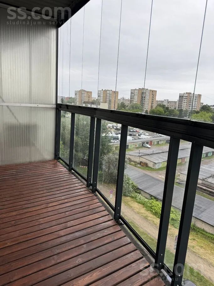 Balcon - Two-Bedroom Apartment with Balcony in Riga Centre