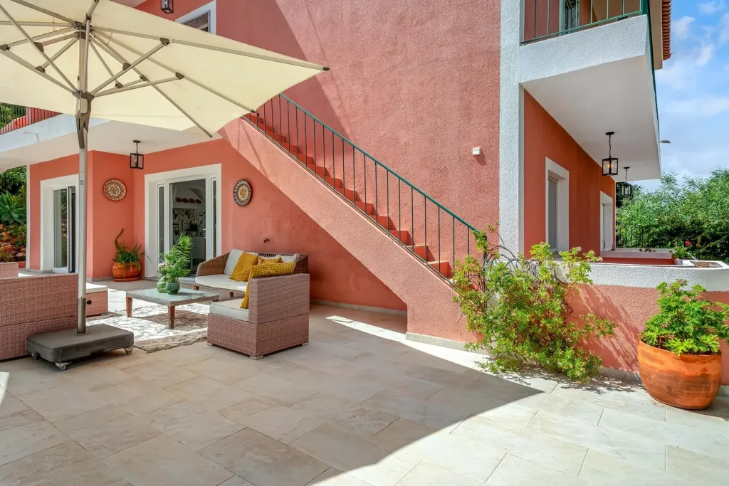 Terrasse - Renovated Villa with Pool in Pechão, Olhão