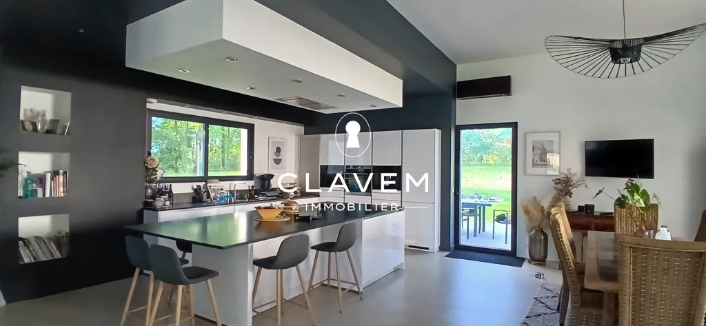 Cuisine - Villa contemporaine avec piscine à Saint-André-de-Cubzac