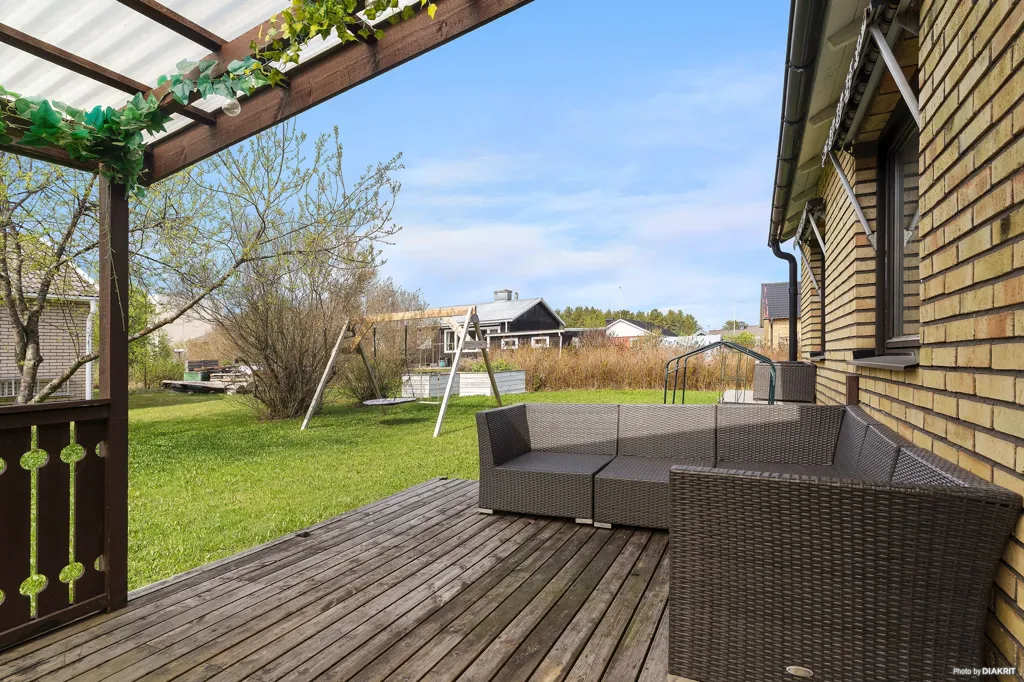 Terrasse - 1-Storey Villa with Garage in Näsbyn