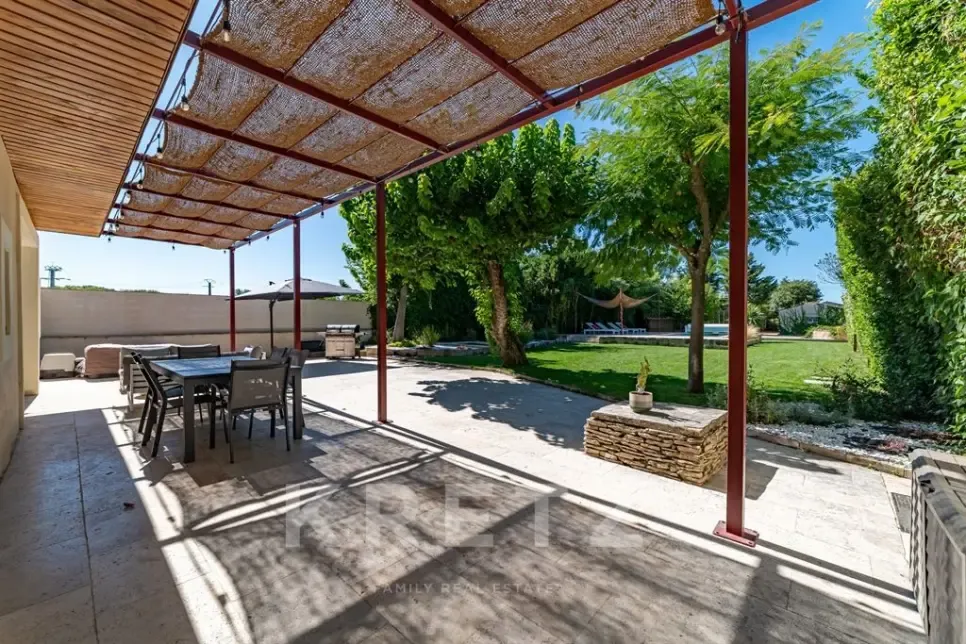 Terrazza - Renovated Barn with Pool near Nîmes