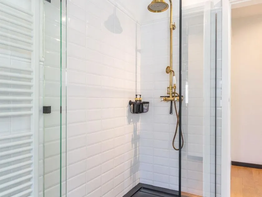 Salles de bain - Restored Chalet with River Walk Access in Lugo