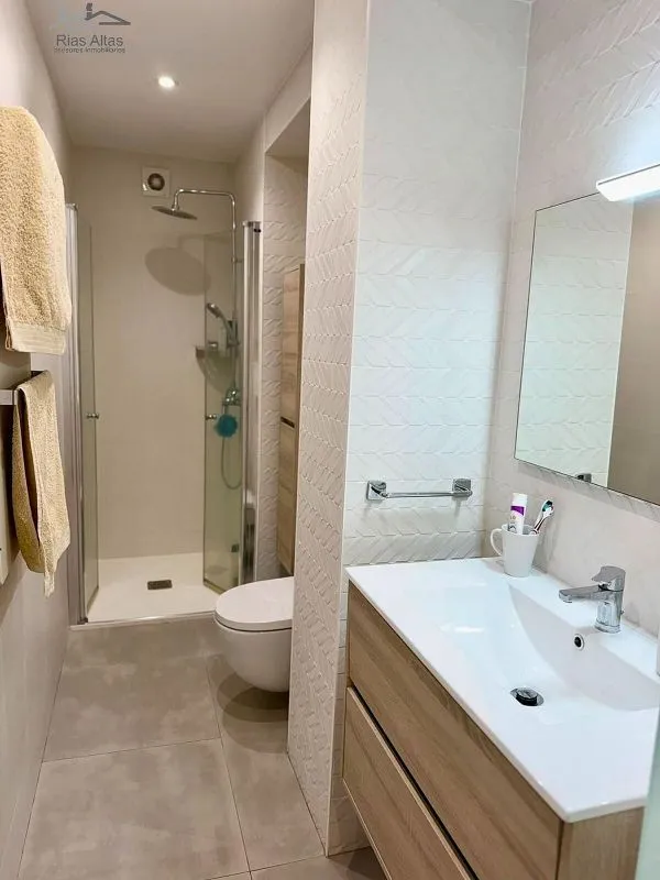 Bagni - Modernised Apartment with Sea View on Avenida del Ejército