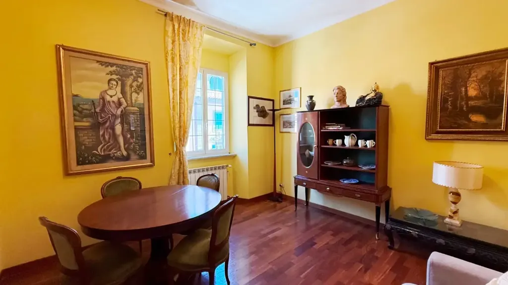 Söögituba - Charming Triplex with Balcony in Monteverde Vecchio