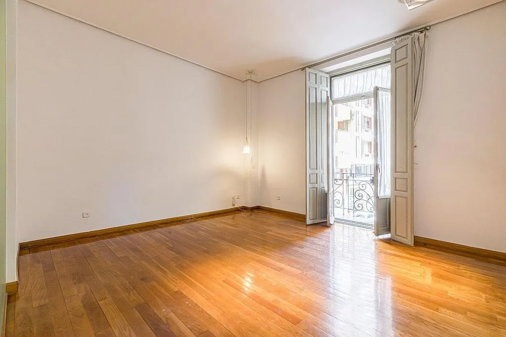 Toad - Apartment with High Ceilings in Murcia Centre
