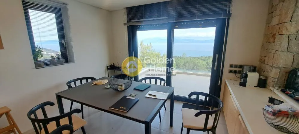 4-room house in GR