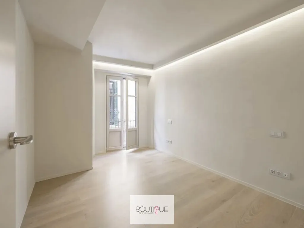 Pièces - Renovated Apartment with Roof Terrace in Old Town Palma