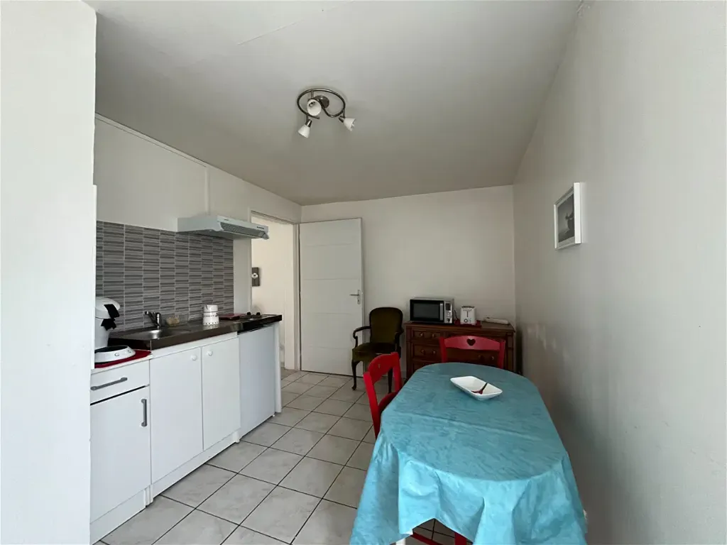 Maison 16 pièces à Dordives