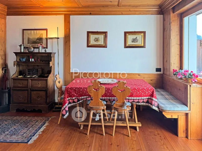 Salle à manger - Trilocale with Panoramic Terrace in Cortina d'Ampezzo