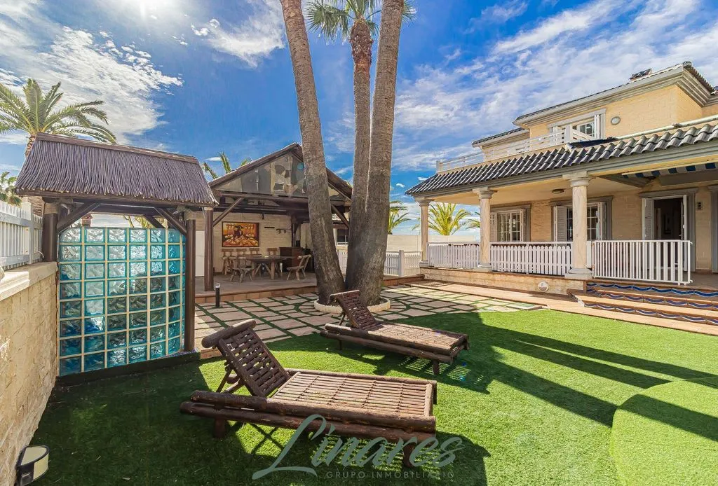 Aed - Luxury Villa with Sea View in La Manga del Mar Menor