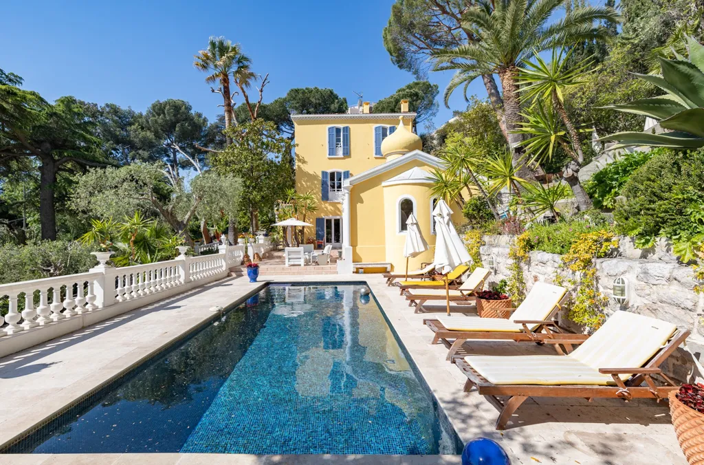Piscine - Villa avec Piscine et Vue Mer à Nice