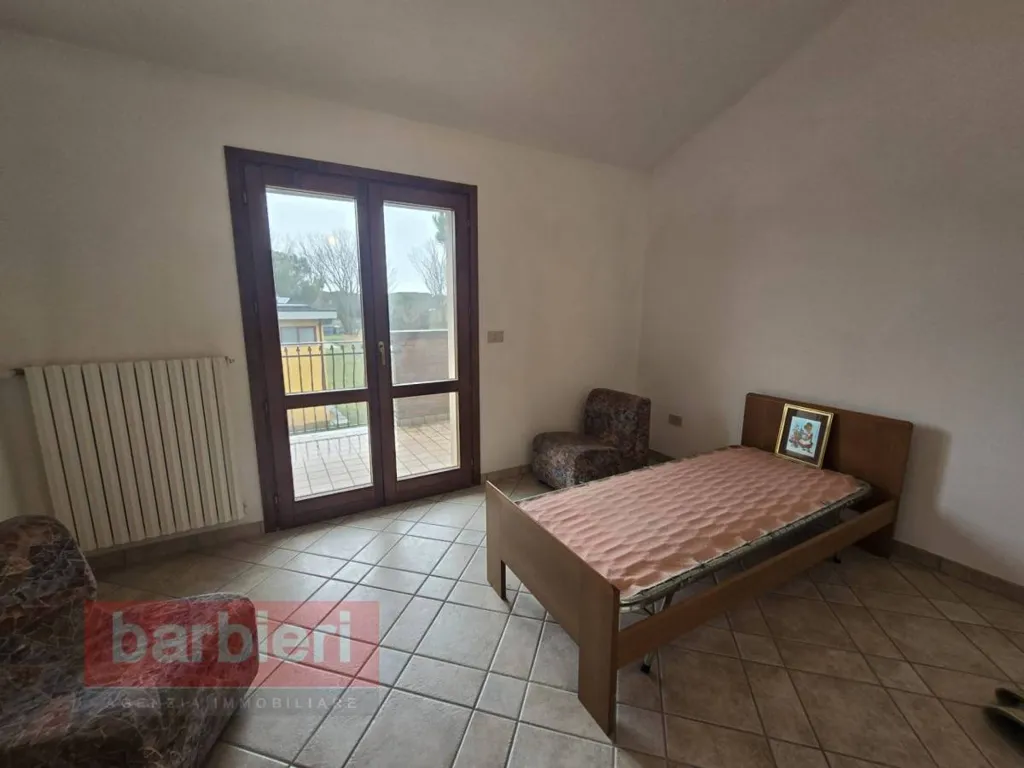 Chambres - Three-Bedroom Apartment with Terrace in Cervia