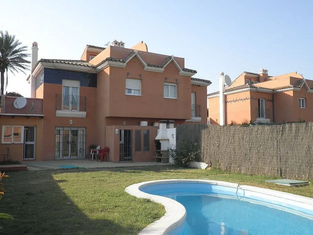 Piscine - Linked Chalet with Sea View in Estepona