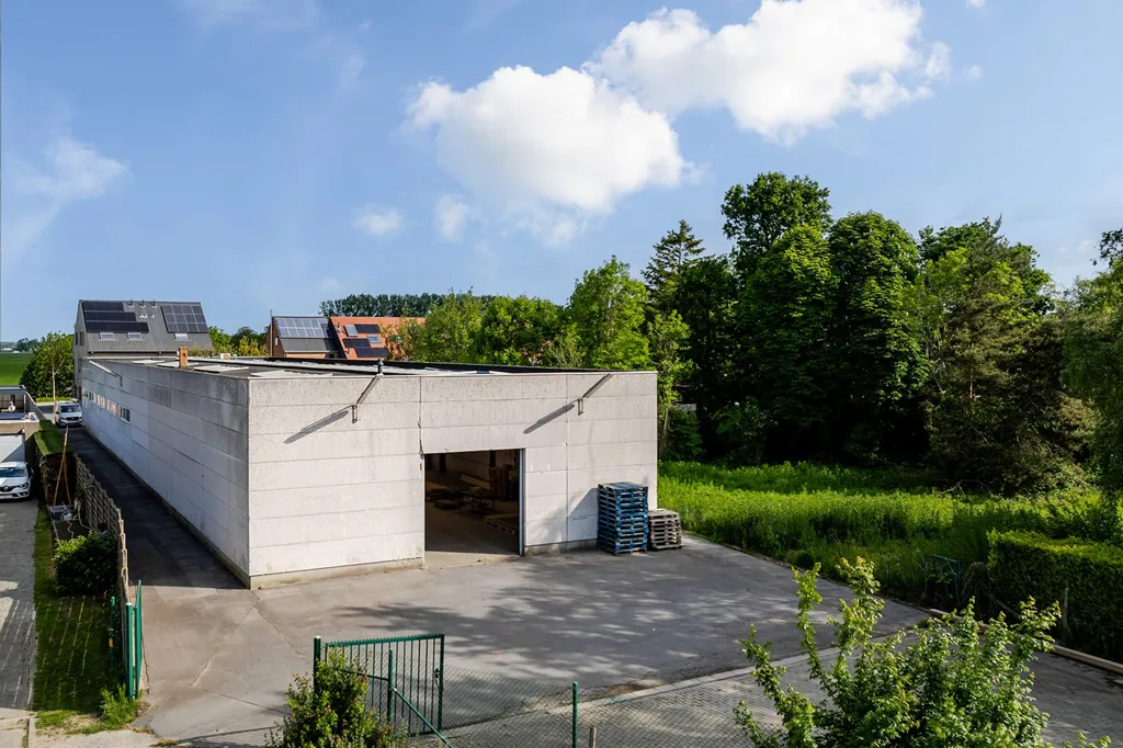 Ärihoone asukohas Brugge