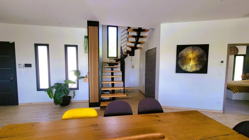 Salle à manger - Villa d'Architecte avec Piscine à Tourbes