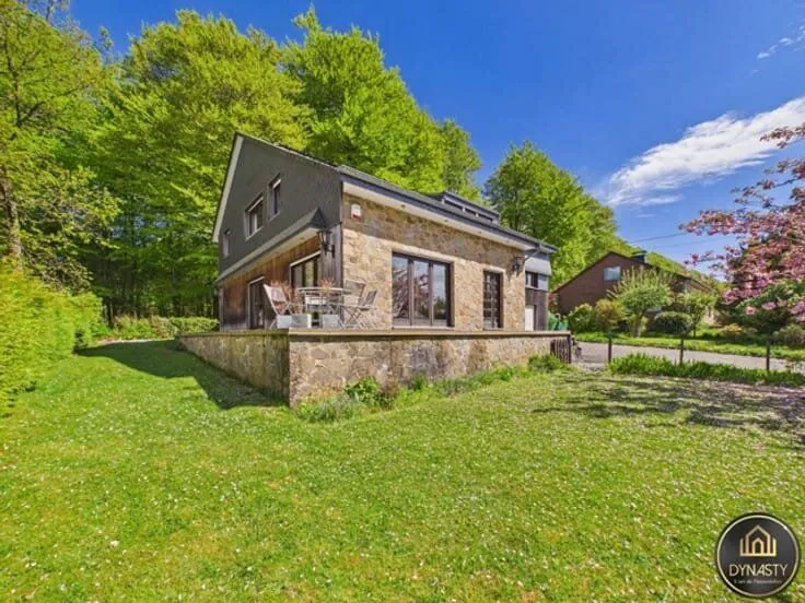 Maison 6 chambres à Libramont