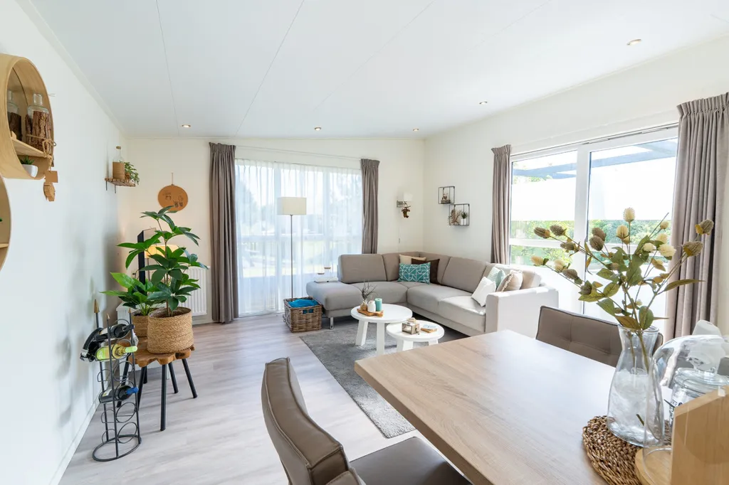 Söögituba - Chalet with Waterfront Access in Hellevoetsluis