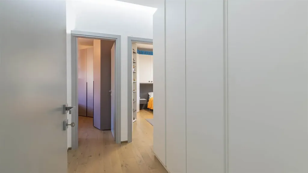 Toad - Rearranged Apartment with Balcony in Modena