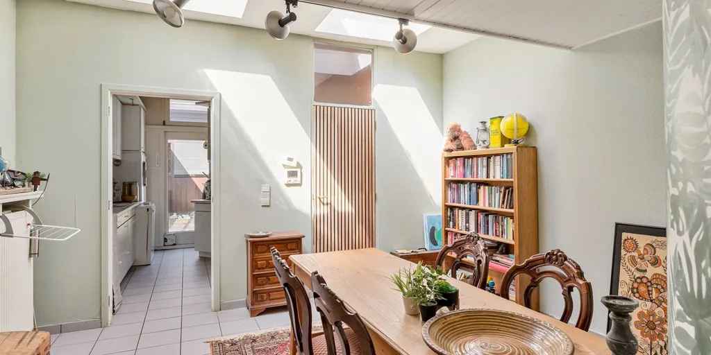 Söögituba - Spacious House with Garage in Lier