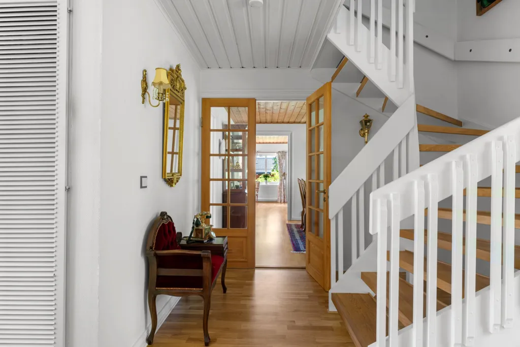 Esik - Charming Villa with Sea View on Fornudden