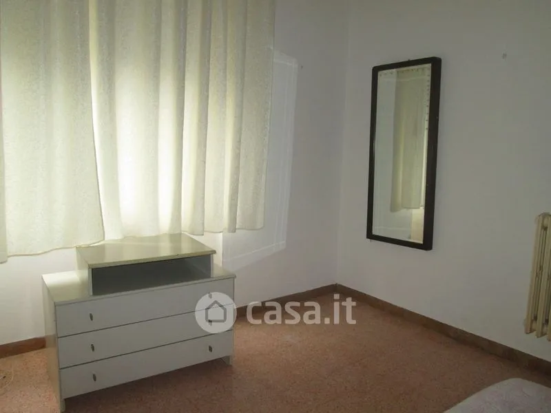 Camere da letto - Appartamento con due balconi nel centro di Pescara