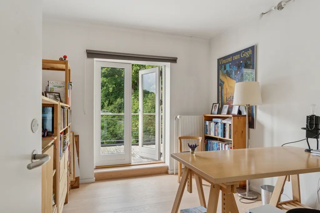 Bureau - Doubled-up Villa with Waterfront in Helsingør