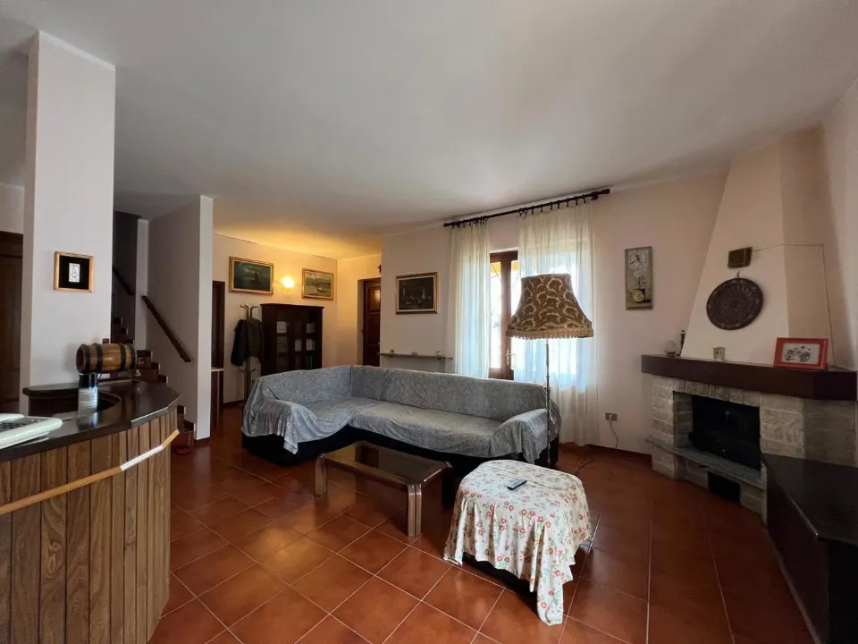 Living Room - Independent Villa with Garden in Mortara