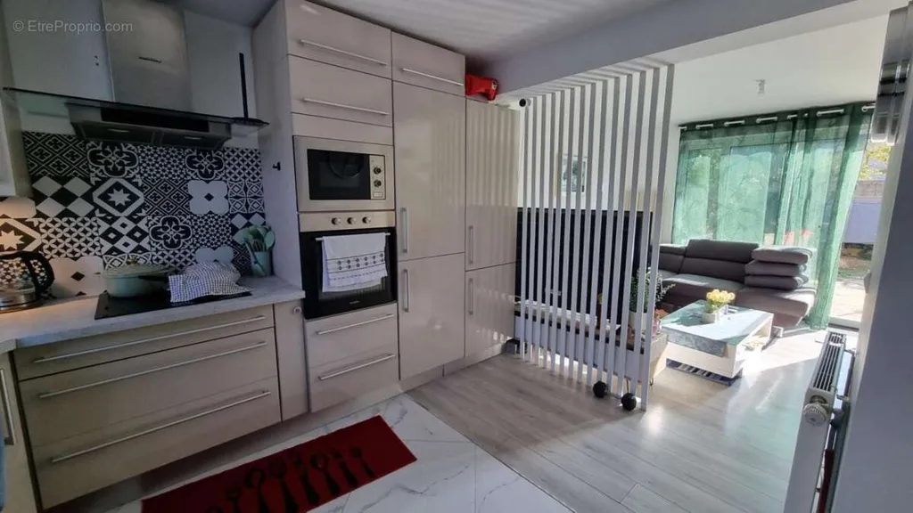 Cuisine - Maison à Morsang-sur-Orge avec Jardin et 2 Appartements