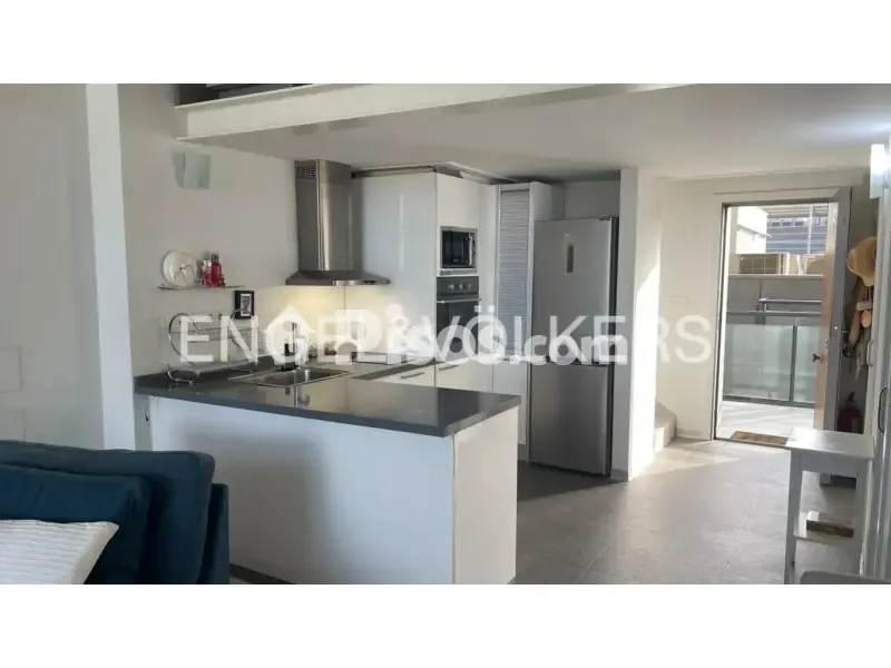 Cucina - Modern Loft Triplex with Garage in Xirivella