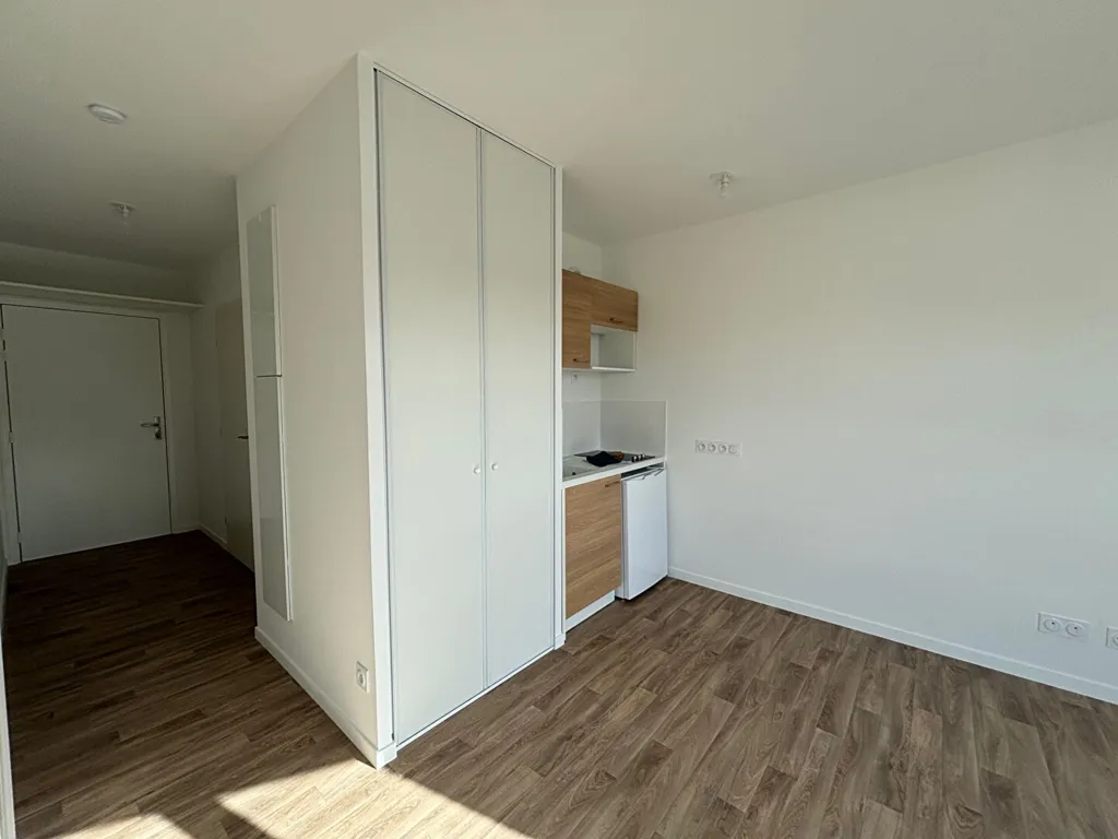Cuisine - Studio avec Ascenseur à Rennes, Rue de Saint-Malo