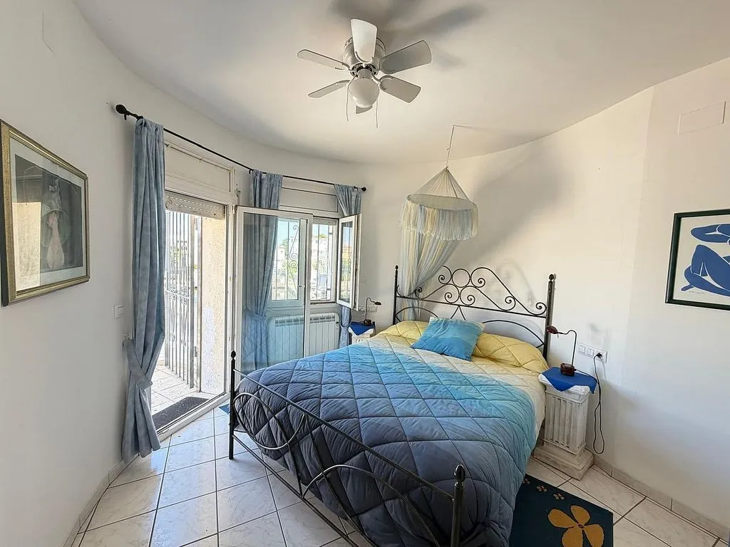 Magamistoad - Chalet with Private Marina in Empuriabrava