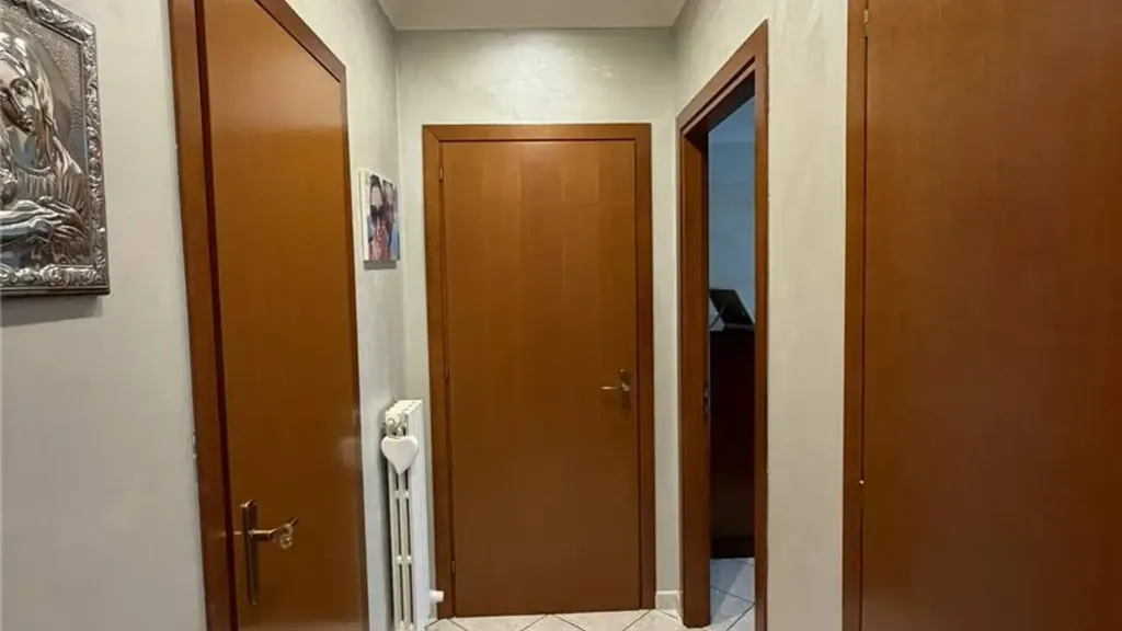 Esik - Apartment with Garage in San Nicandro Garganico