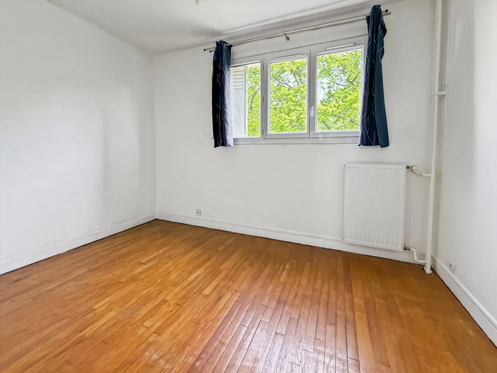 Pièces - Appartement 4 Pièces avec Balcon sur Parc à Orsay