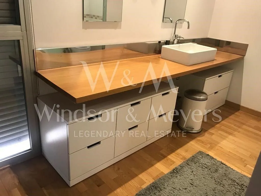 Salles de bain - Luxury Triplex Loft in L'Hospitalet Business District
