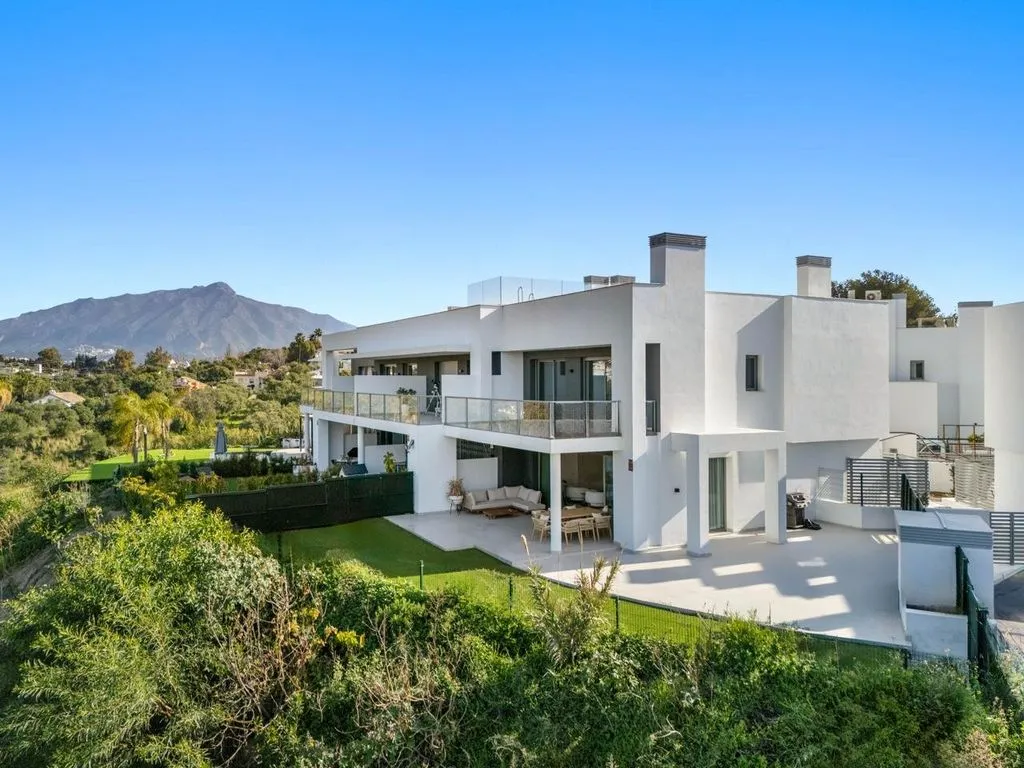 Välivaade - Luxury Villa with Pools in San Pedro de Alcántara