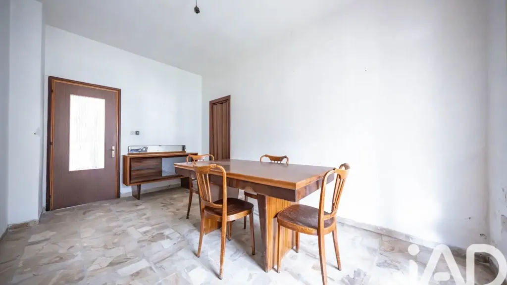 Salle à manger - Duplex Villa with Private Gardens in Mesola