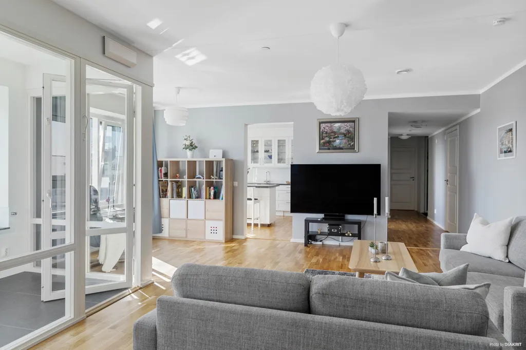 Soggiorno - Modern Apartment with Panoramic View in Kista Tower